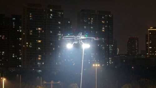 Τελευταίες ειδήσεις της εταιρείας για Το MYUAV M400S Tethered Lighting Drone επαναπροσδιορίζει τη Νυχτερινή Κινηματογράφηση σε μια Νέα Εποχή